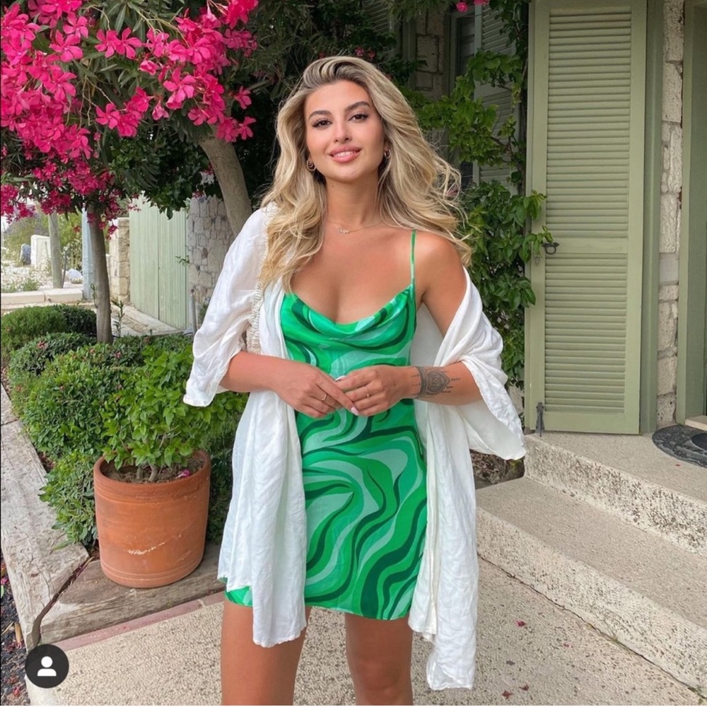 NWT ZARA Satin Dress Green XS Blogger’s Favorite